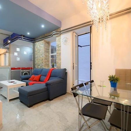 マドリードEncantador Apartamento Temporal Centrico Con Patio Privado Mpe51アパートメント エクステリア 写真