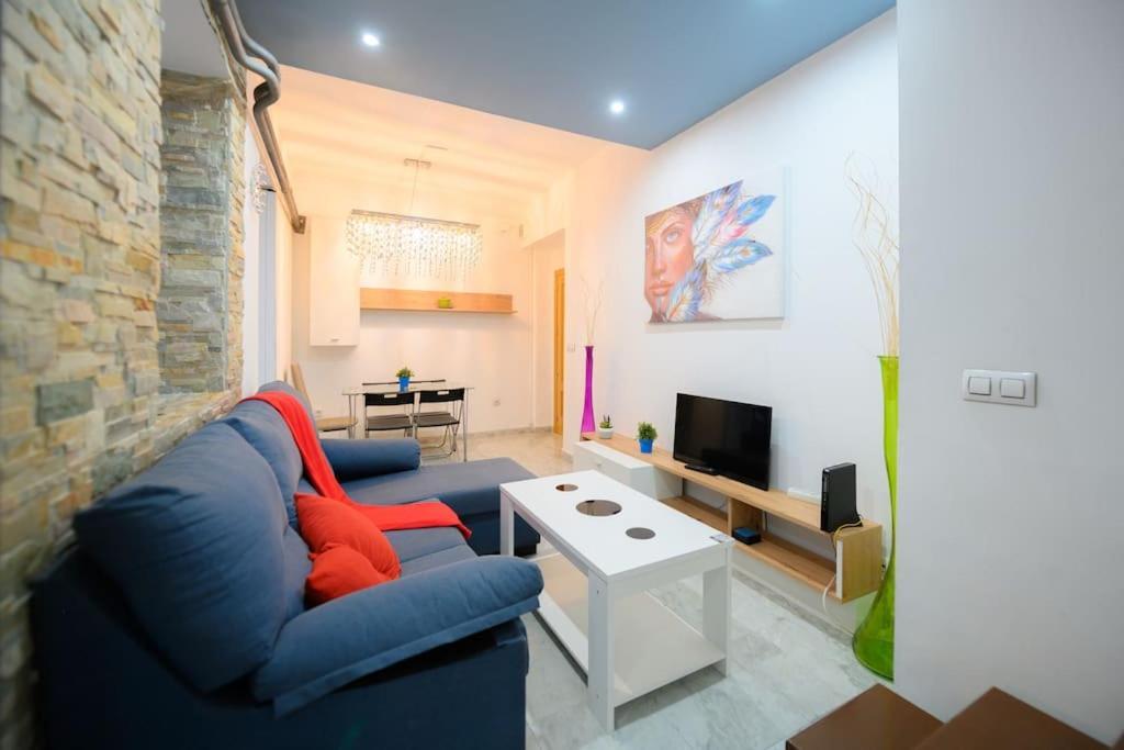 マドリードEncantador Apartamento Temporal Centrico Con Patio Privado Mpe51アパートメント エクステリア 写真