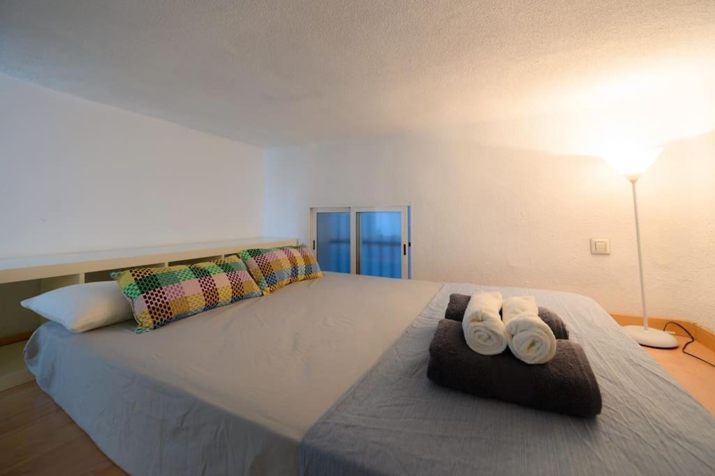 マドリードEncantador Apartamento Temporal Centrico Con Patio Privado Mpe51アパートメント エクステリア 写真