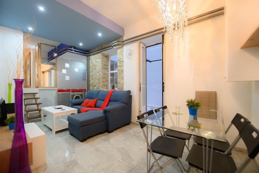 マドリードEncantador Apartamento Temporal Centrico Con Patio Privado Mpe51アパートメント エクステリア 写真